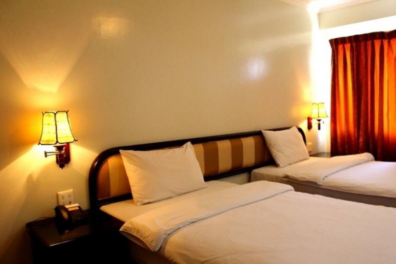 Egi Resort & Hotel Lapu-Lapu City Esterno foto