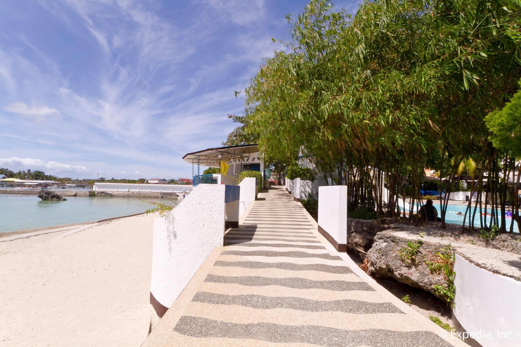 Egi Resort & Hotel Lapu-Lapu City Esterno foto