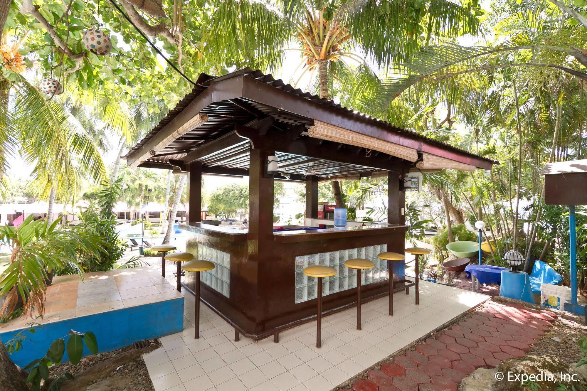 Egi Resort & Hotel Lapu-Lapu City Esterno foto